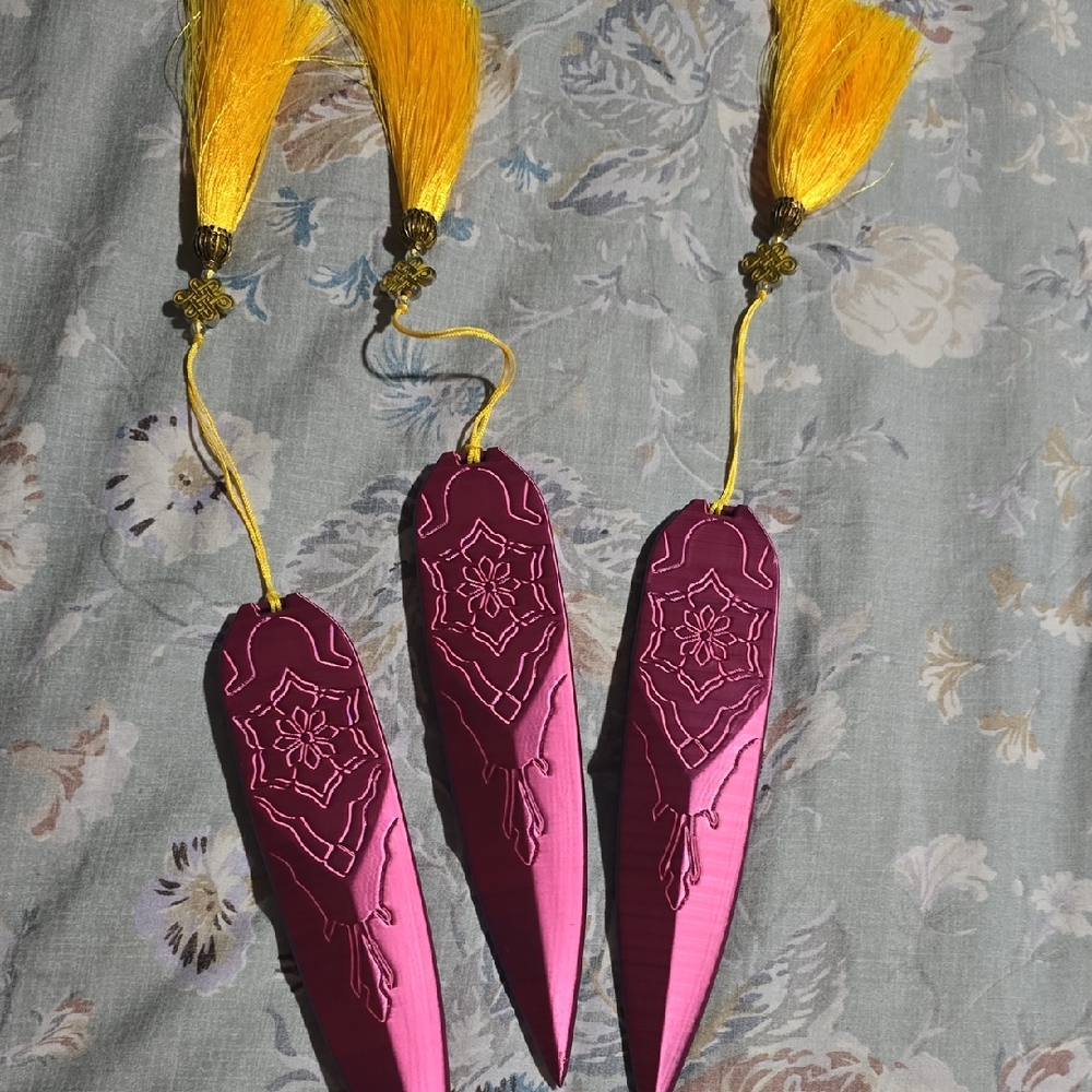 Kpop Demon Hunters ZOEY DAGGERS